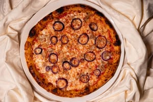 Pizza Tonno e cipolla
